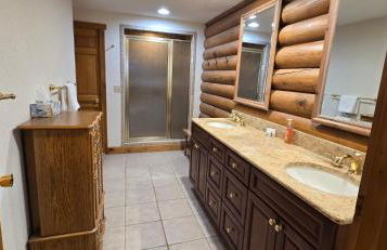 Coopers Run Five Bedroom Log Home with Hot Tub Pool Table and Views - Foto 24