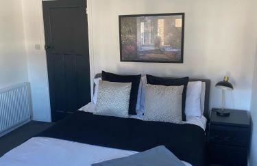 Lovely 2 Bed Full House By The Beach - Foto 11