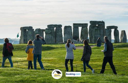 3 Bedroom House By B and R Serviced Accommodation Amesbury With Super fast Wi-Fi 145Mbps - Foto 15