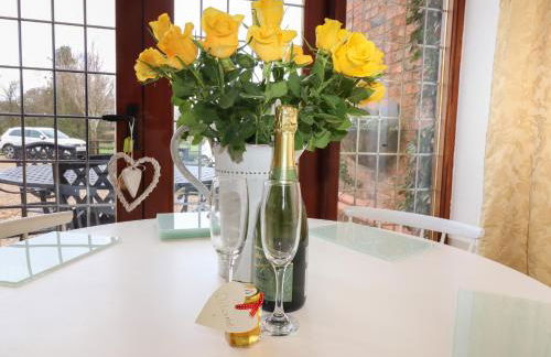 Honeysuckle Farmhouse - Foto 16