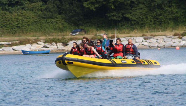 Paseo en lancha por la playa de Las Catedrales - Foto 4