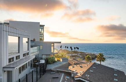 New Modern Studio - Stunning Ocean view - Photo 39
