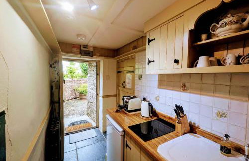 Blaenfforest Rose Cottage Newcastle Emlyn - Photo 7