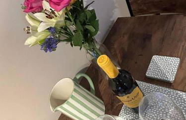 1-Bed House Sleeps 4 Free Parking - Foto 11