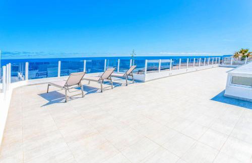Boutique Beach Villa by Lanzarote Retreats - Private Pool - 1 min walk to Sea Pool - Photo 11