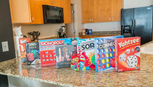 Stylish 1BR HighRise DT, Parking, Pool, Gym, W-D, Golf - Foto 5