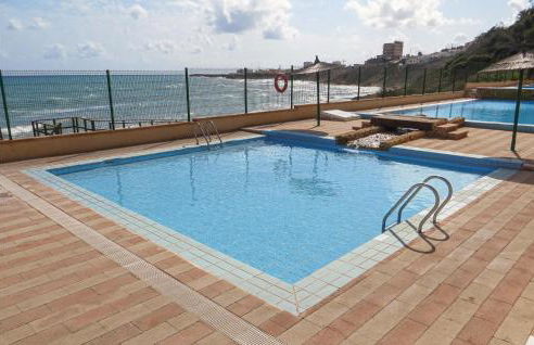 Awesome Apartment In Cala Del Moro - Torrev - Foto 6