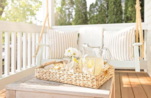 Kildahl House - Boutique Farmhouse Suite #1 - Photo 15