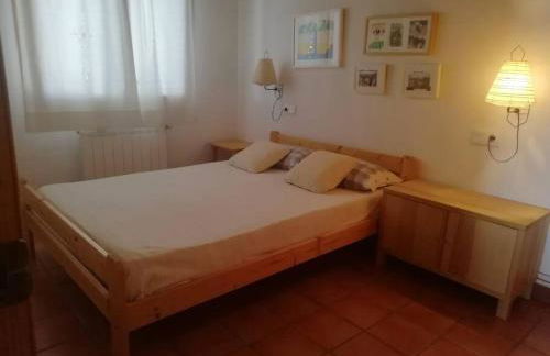 Casa a L'Escala amb jardí i piscina privada. - Foto 2