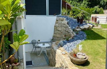 1,5 Zimmer Apartment in S-Bahn Nähe, 35 qm, max 4 Pers, zentral, private Terasse, Internet 250 MBit - Foto 3