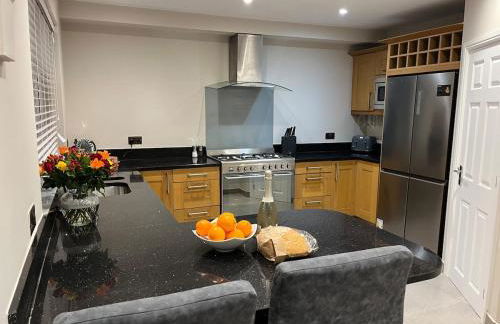 6 Bedroom Luxury Home - Foto 28