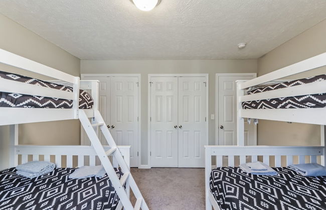 Pocono Retreat: Lake, Firepit, Bbq, Gameroom, Ski 4 Bedroom Home by RedAwning - Foto 11