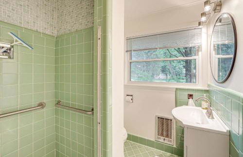 6 Mi to Dtwn Waterfront Home in Tulsa! - Foto 18