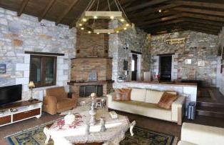 Petrines Villes Avramilias - Photo 20