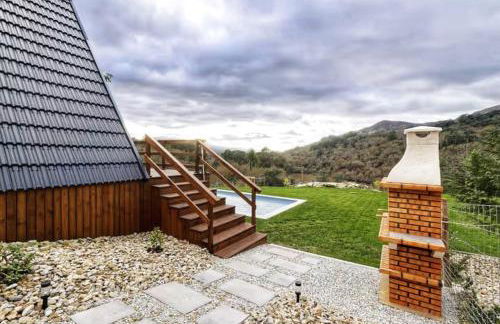 Chalés Luna In Rio escapadinha no Gerês, A-frame aconchegante vista rio e montanha aquecimento, total privacidade - Foto 17