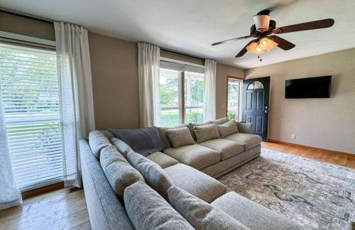 Room For the Family - Large Yard - Gallatin Stays - Foto 4