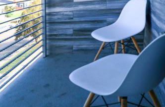 Lucky Charm 4 Bedroom Mid-City Apartment - Photo 9