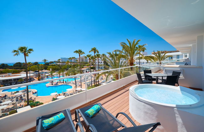 Protur Vista Badía Aparthotel - Photo 22