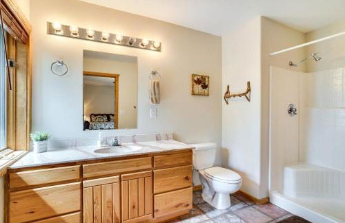 Spacious Beaver Getaway Near Eagle Point Resort! - Foto 15