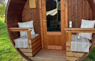 Tiny House mit Saunafass und Garten - Foto 39