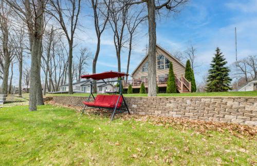 Waterfront Lake Huron Home - Private Beach! - Foto 26