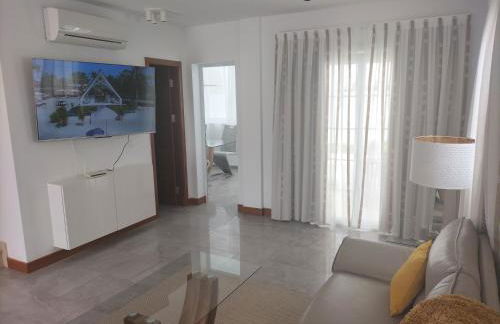 LUXURY RUBICON Jacuzzi y Piscina - Foto 24