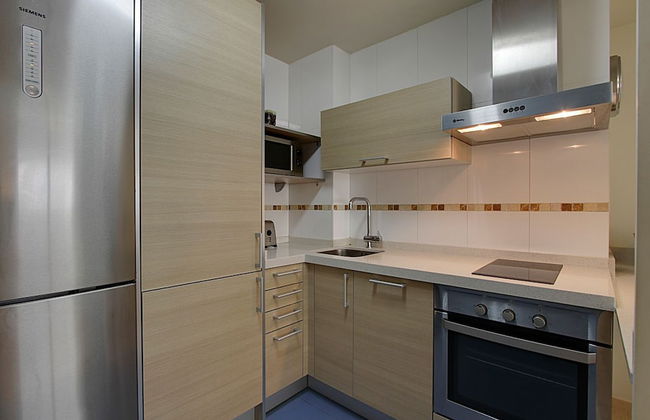 Apartamento Top Malaga Calle Pacifico con piscina y parking - Photo 4