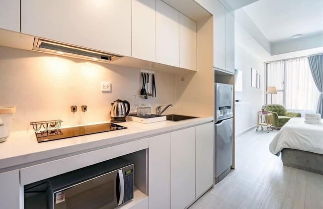 Saigon Royal Apartment - MM Home - Photo 31