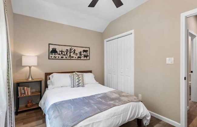 Modern Cabin in Pine Forest Near Austin - Foto 1