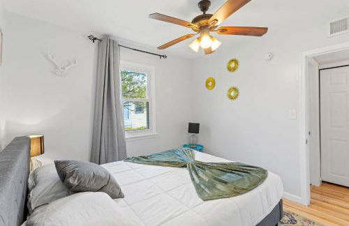 NEW! Quiet Family House near the Casino - Foto 14