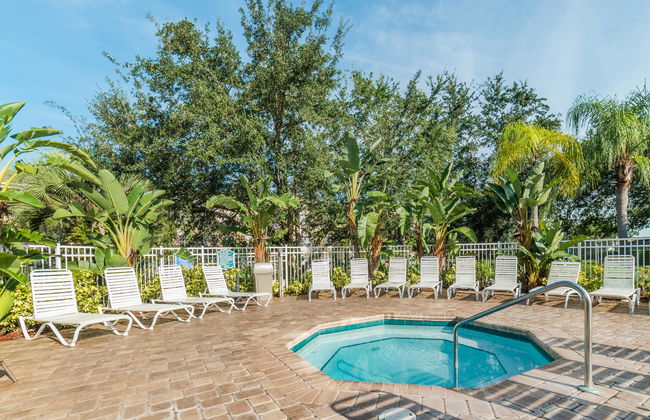 Windsor Palms Resort Homes, Townhomes & Condos - Photo 8