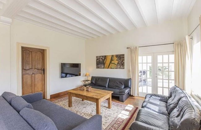 Luxurious Holiday Home in Érezée with Hot Tub - Foto 15