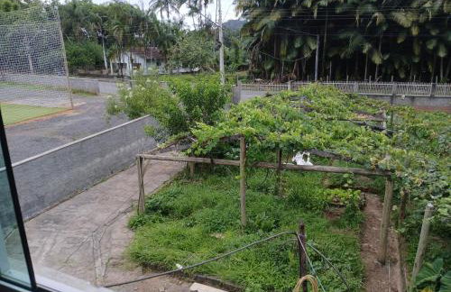 Espaço inteiro com garagem coberta - Foto 14
