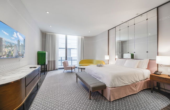 Luxury Suites in Brickell - Photo 4