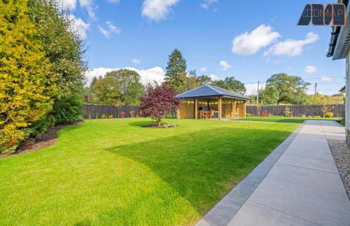 Large Family Home with Hot Tub or Jacuzzi, Log Burner - Foto 13