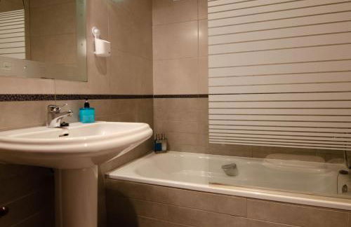 DOMUS SALAMANCA. MELCHOR CANO. Centro. 4 dormitorios - Photo 49