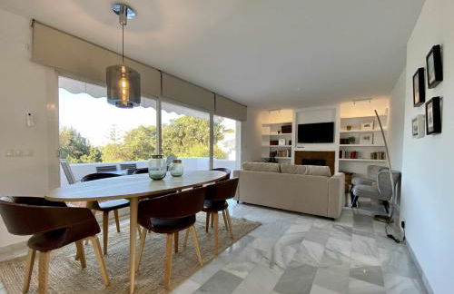 Luxury Apartm Brand newSwimming PoolGolf Beach - Photo 1