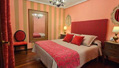 La Casa de Lorenzo - Foto 3, furniture, wardrobe