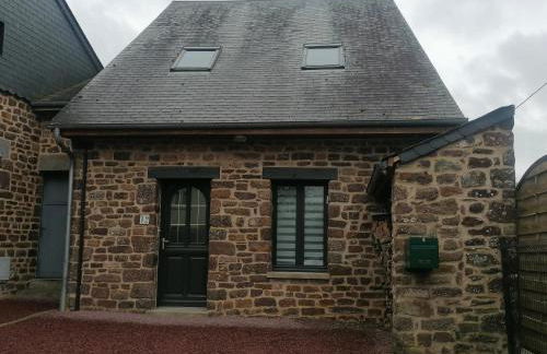 Maison champêtre à Gavray-sur-Sienne avec jardin clôturé - Foto 1