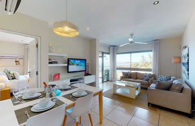 Bon Azur Beachfront Suites & Penthouses with LOV - Photo 28