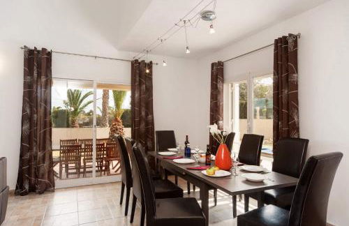 Villa Fresno by Villa Plus - Photo 29