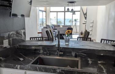 31 night required rental Waterfront penthouse 180 ocean view - Foto 30