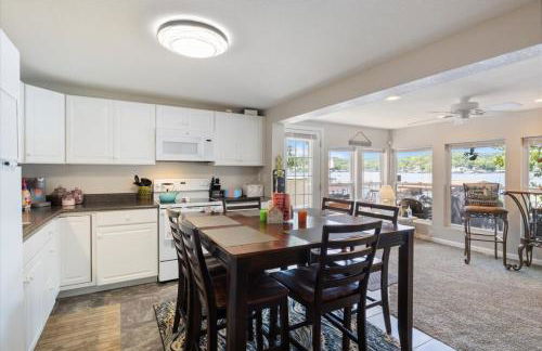 Lakefront Fishing Retreat with Trailer Parking Nearby - Foto 22