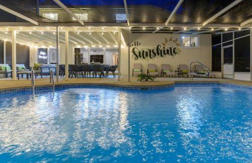 Luxury pool home near the beach! - Foto 9