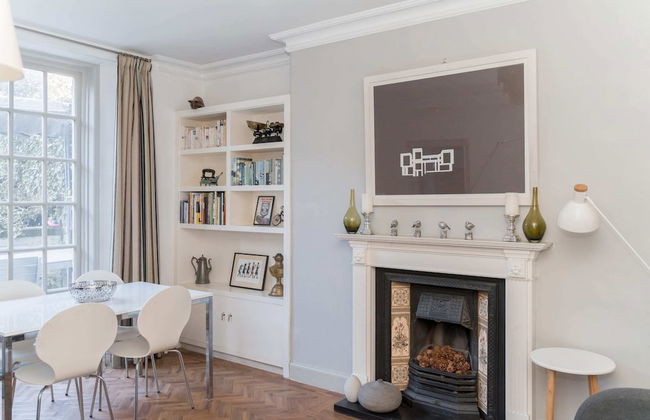 Beautiful & Bright 2BD Flat - Haymarket - Photo 23