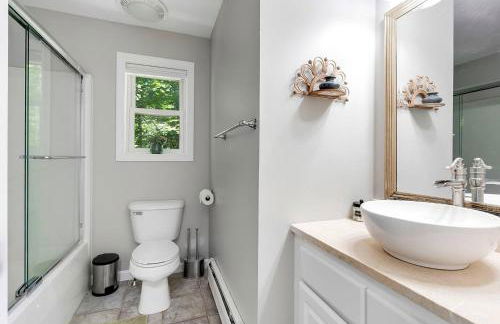 Waterfront Access with Kayaks Private Deck and a Firepit - Photo 42