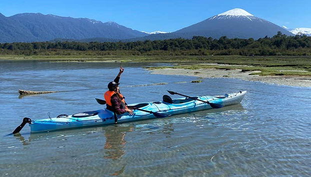 Disfrutando de la travesía en kayak