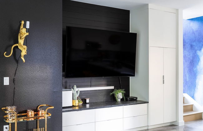 Insta-worthy Two House Corner Compound - Foto 20