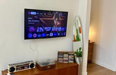 Vintage & Cosy - 4 pers - 10 min Disneyland - Gare 50 m - Paris 30 min - CDG 30 min - Foto 8