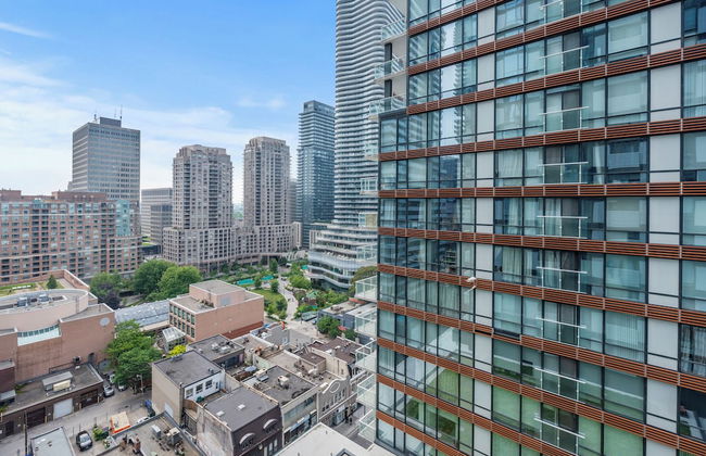 Teahouse Condos in Downtown Toronto - Photo 48